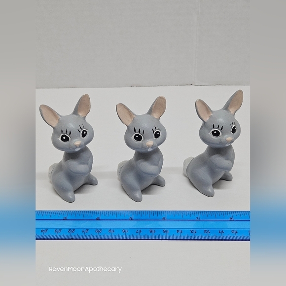 3/15$ Bundle Deal Three Grey Ceramic Bunnies - Picture 9 of 9
